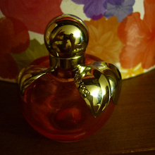 Отдается в дар Nina Ricci