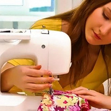 Отдается в дар ремонт одежды на швейной машинке