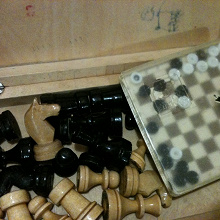 Отдается в дар старые шахматы и шашки