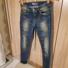 Отдается в дар джинсы размер 25