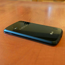 Отдается в дар LG Nexus 4