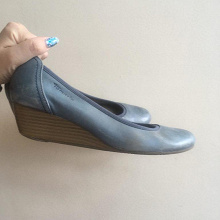 Отдается в дар Обувь Tamaris 39 размер