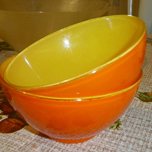 Отдается в дар Пиалы, вазочки оранжево-жёлтые