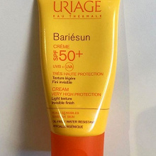 Отдается в дар Крем солнцезащитный Uriage Bariesun 50+