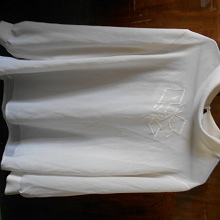 Отдается в дар блузка белая. 52-54 размер.