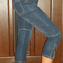 Отдается в дар класные джинсы-капри 9-13 лет