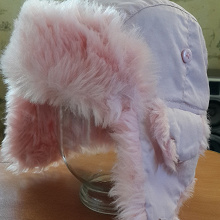 Отдается в дар Зимняя шапка для девочки