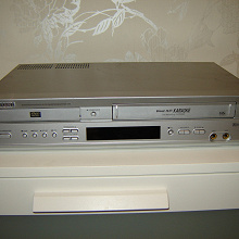 Отдается в дар DVD+VHS samsung в ремонт или на запчасти