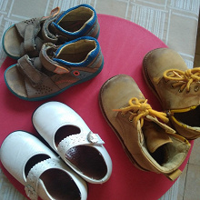 Отдается в дар детская обувь 24-25