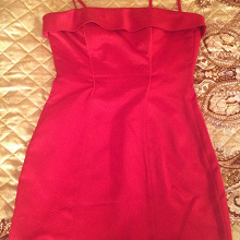 Отдается в дар Красное вечернее платье с недочетами!!!
