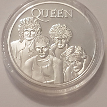 Отдается в дар Монета сувенирная — жетон QUEEN