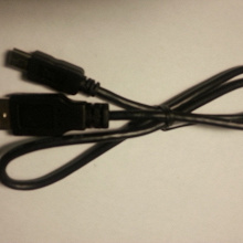Отдается в дар новый кабель USB — mini USB