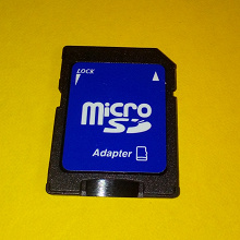 Отдается в дар Адаптер для microSD-шки