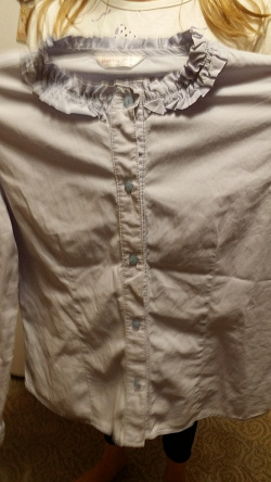 Отдается в дар «Школьная блуза на рост 146-152 см»