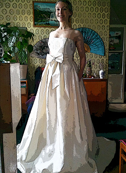 Отдается в дар «Новое свадебное платье Rosa Clara»