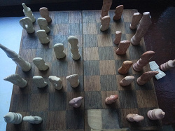 Отдается в дар «шахматы из камня»