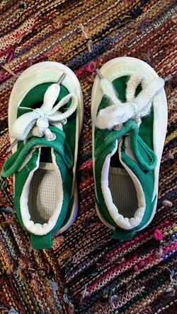 Отдается в дар «Обувь детская 22-23»