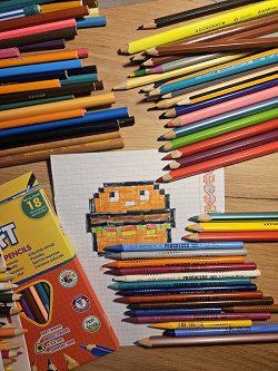 Отдается в дар «Очень много цветных карандашей»