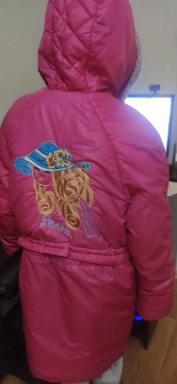 Отдается в дар «Зимняя куртка для девочки на 9-12 лет»