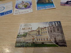Отдается в дар «Марки. Молдова. Замок Мими.»