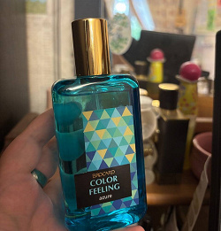 Отдается в дар «Сolor Feeling Azure Brocard»