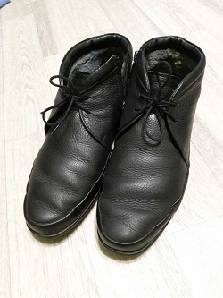 Отдается в дар «ботинки мужские 44 размер»