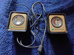 Отдается в дар «Колонки Sony Ericsson MPS-70»