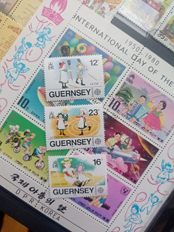 Отдается в дар «Дети. Великобритания, почтовые марки, 1989 год.»