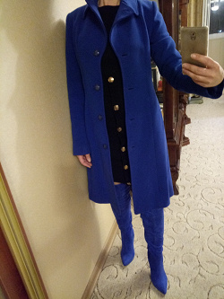 Отдается в дар «Красивое синее пальто, размер 42-44»