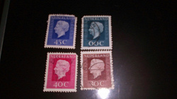 Отдается в дар «Почтовые марки Нидерландов (1972, 1976). Queen Juliana (1909-2004).»