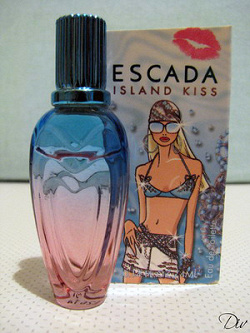 Отдается в дар «Туалетная вода Escada Island Kiss»