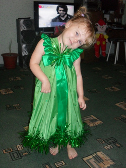 Отдается в дар «Карнавальный костюм на девочку трёх лет»
