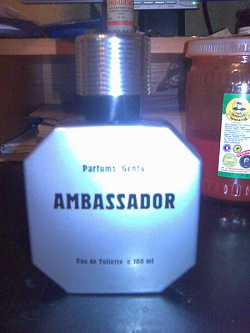 Отдается в дар «Туалетная вода AMBASSADOR»