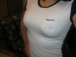 Отдается в дар «футболка «reebok»»