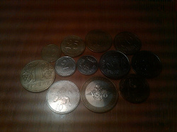 Отдается в дар «Две английские монеты (new pence,2 и 10,1981 и 1992 соответственно)»