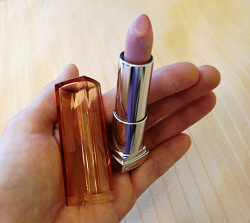 Отдается в дар «Помада Maybelline»