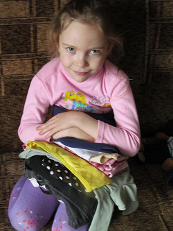 Отдается в дар «Пакет одежды на девочку 8 — 10 лет»