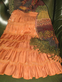 Отдается в дар «Роскошная юбка «Filippe Grandi» 46-48»