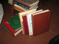 Отдается в дар «Книги около 70 штук»