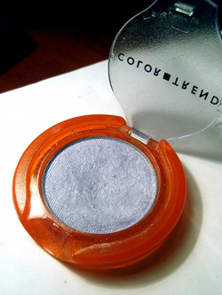 Отдается в дар «Тени светло-сиреневые ColorTrend от Avon»