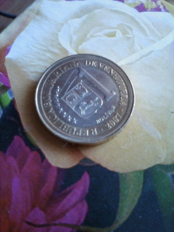 Отдается в дар «Монеты Венесуэлы.»