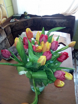 Отдается в дар «Срочный дар-букет тюльпанов.»
