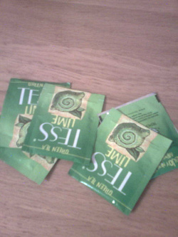 Отдается в дар «чай зеленый в пакетиках Tess Lime»