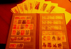 Отдается в дар «альбом для марок и конверты»