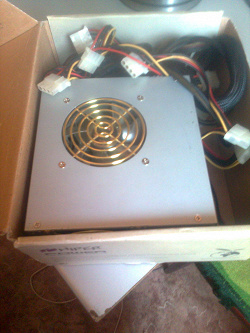 Отдается в дар «Блок питания HIPER HPU-4S525 525W»