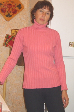 Отдается в дар «Розовый свитер, размер 46»