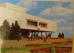 Отдается в дар «Набор открыток «Ульяновск» 1987 год»