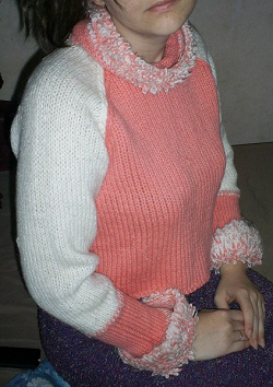 Отдается в дар «Розово-белый свитер»