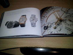 Отдается в дар «Толстая книга коллекций часов.»