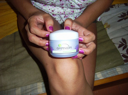 Отдается в дар «Крем и гель для умывания Garnier»